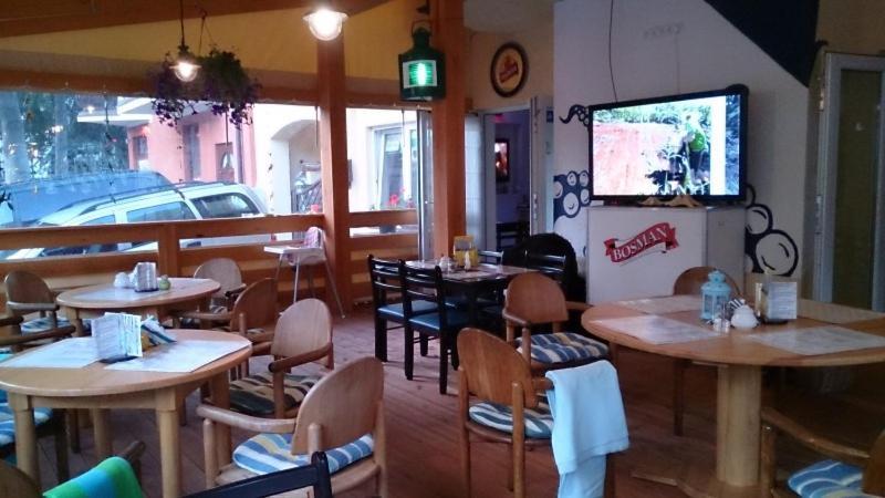 Patio Dom Goscinny Лукенцин Экстерьер фото